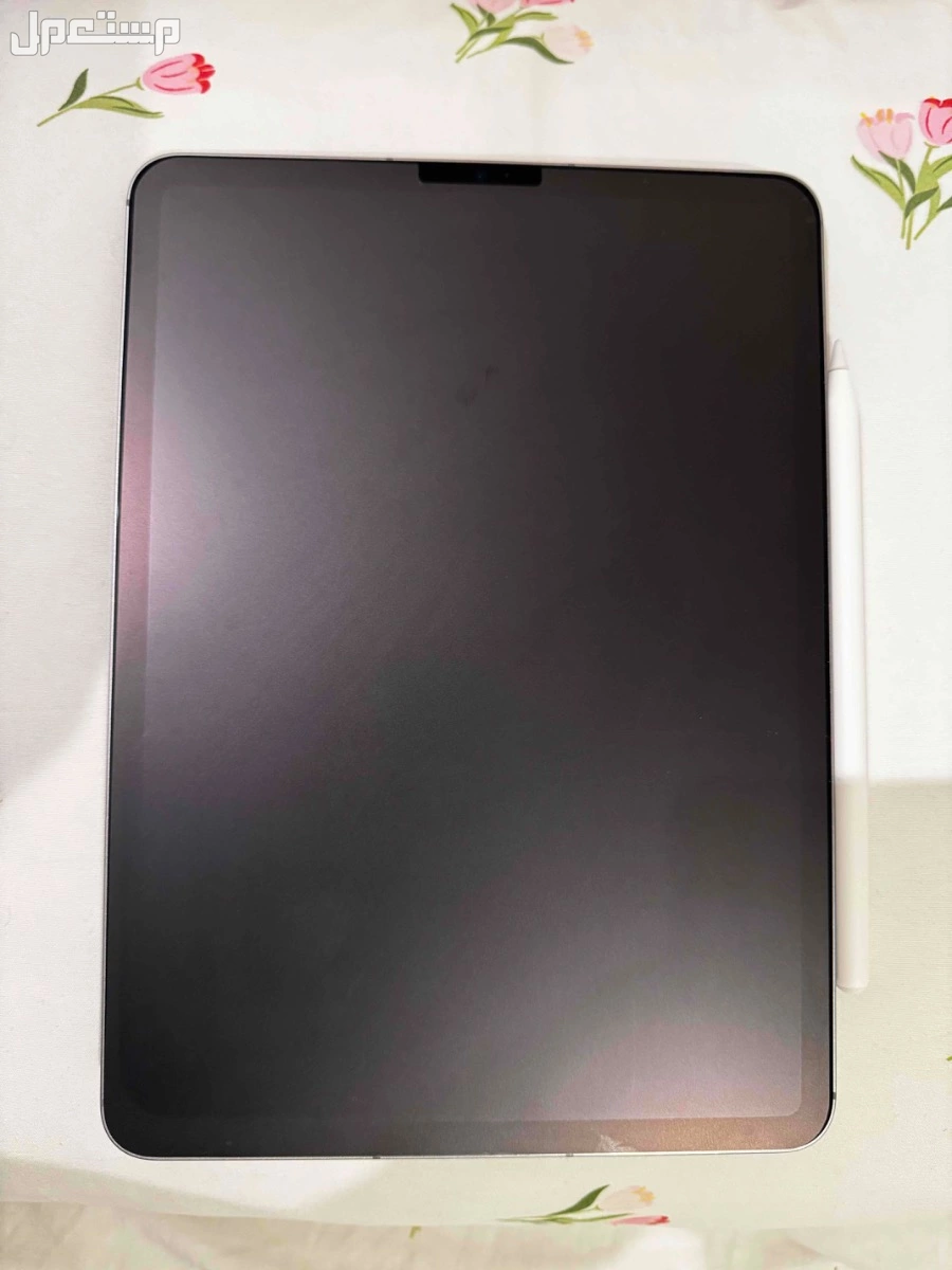 ايباد ابل برو 11 انش مع ماجيك كيبورد ابل و قلم ابل السعر 4700