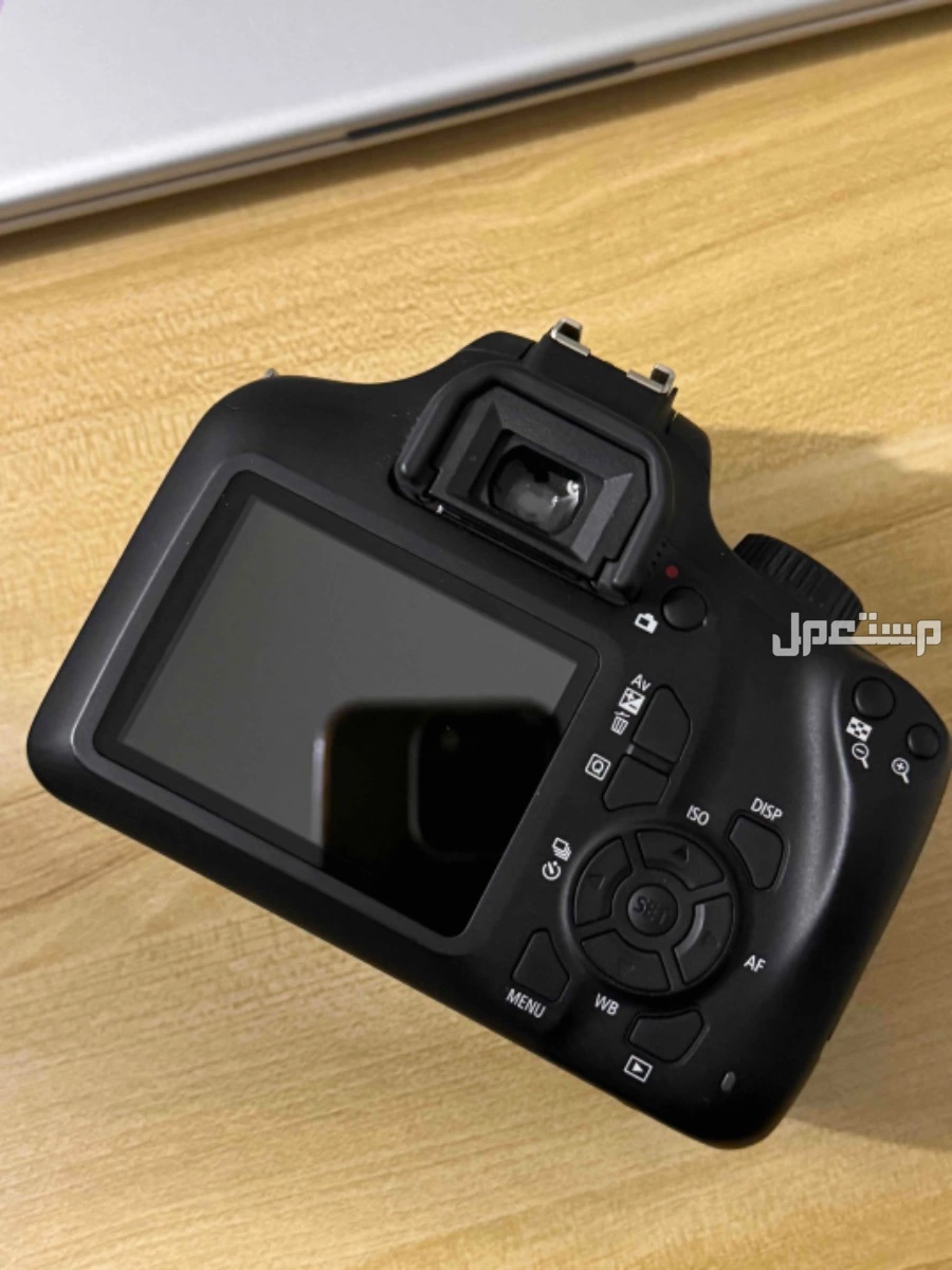للبيع كاميرا كانون eos4000d بسعر 1،000