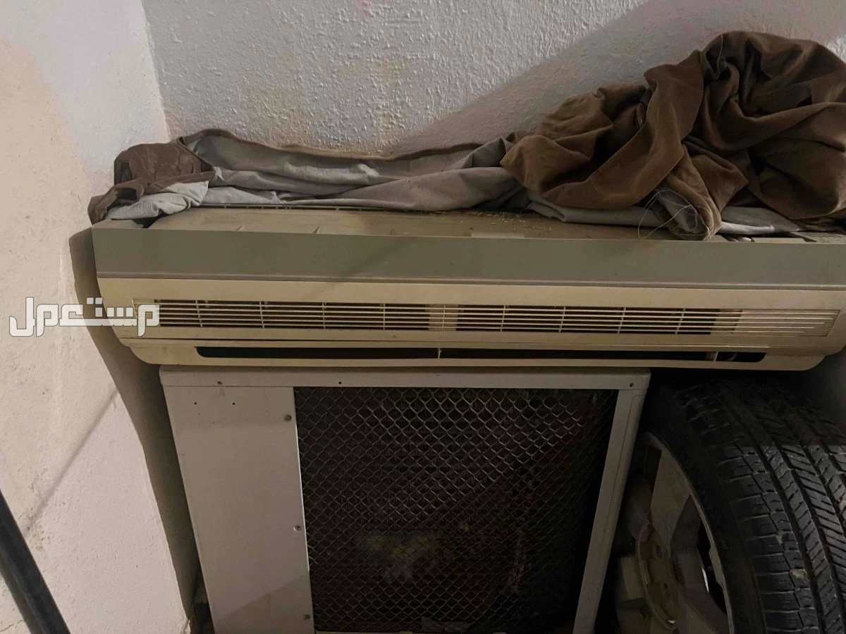 النسيم الغربي  عدد 2 مكيف اسبلت شغالات واحد  معه نحاس والثاني بدون مكيف كلاسيك مقاس 24