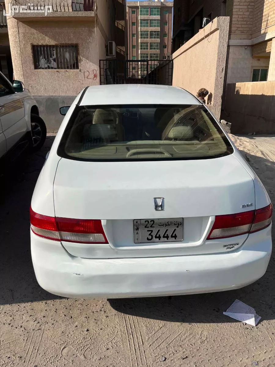 هوندا أكورد موديل 2004 بحاله جيده جداً