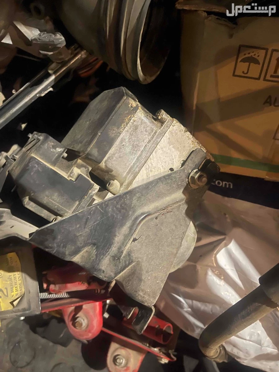 للبيع قطع غيار كابرس 2006في الدمام القطع مستعمله نظيفه