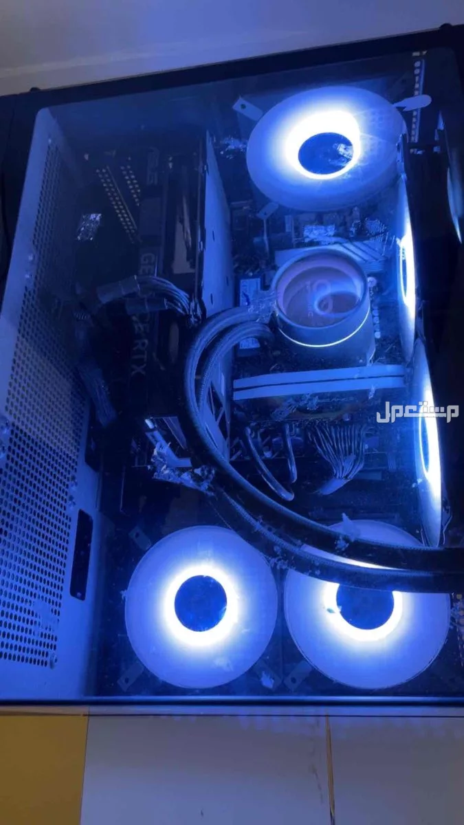 بي سي قيمنق ماركة أخرى في مكة المكرمة بسعر 4 آلاف ريال سعودي الكيس