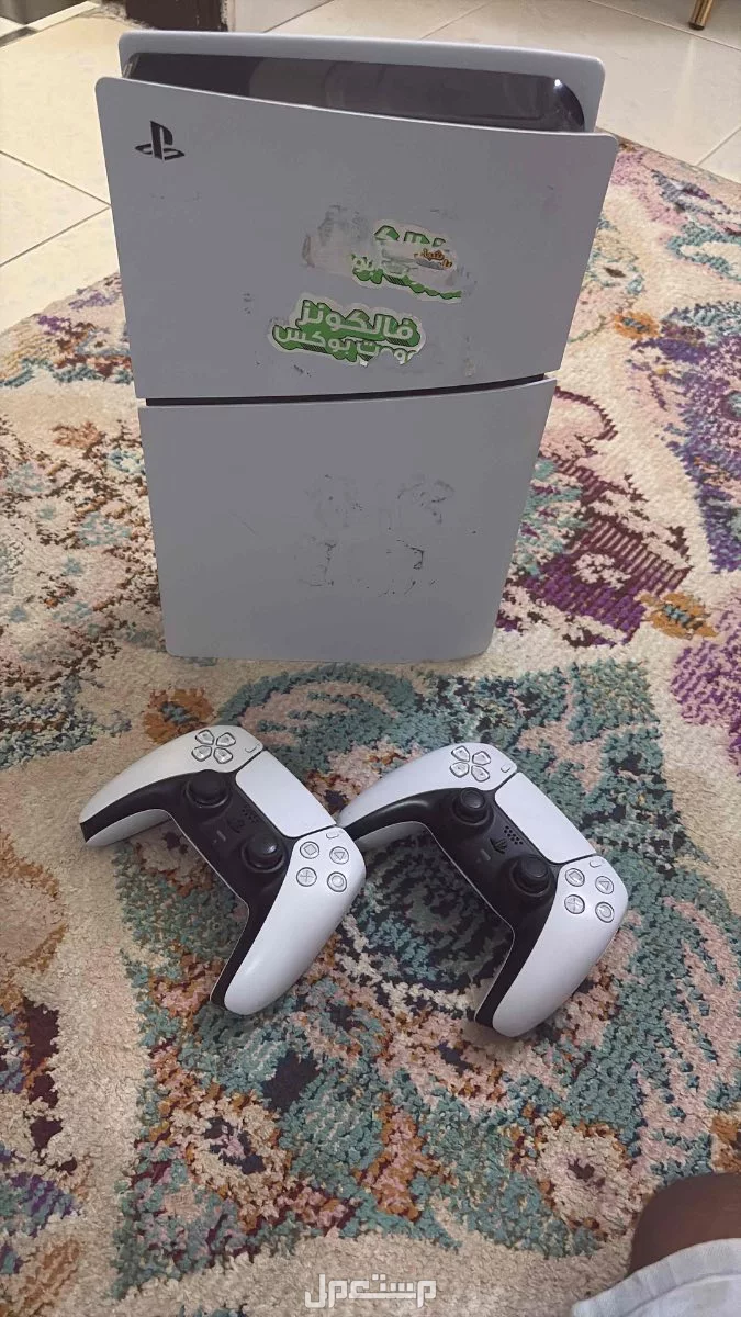 سلام عليكم اعرض لكم سوني 5 جديد لسع م كمل 5 اشهور استعمال نضيف وافحص انت وشوف التواصل واتس اب الحد 600