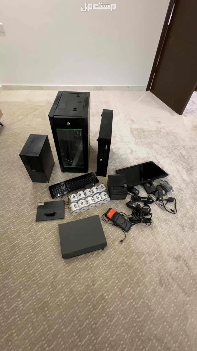 للبيع أجهزة ومعدات نقاط بيع (POS) متكاملة