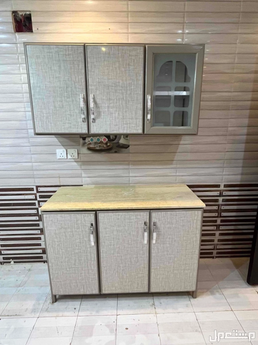 مطبخ مستعمل نظيف للبيع  في الرياض بسعر 1250 ريال سعودي