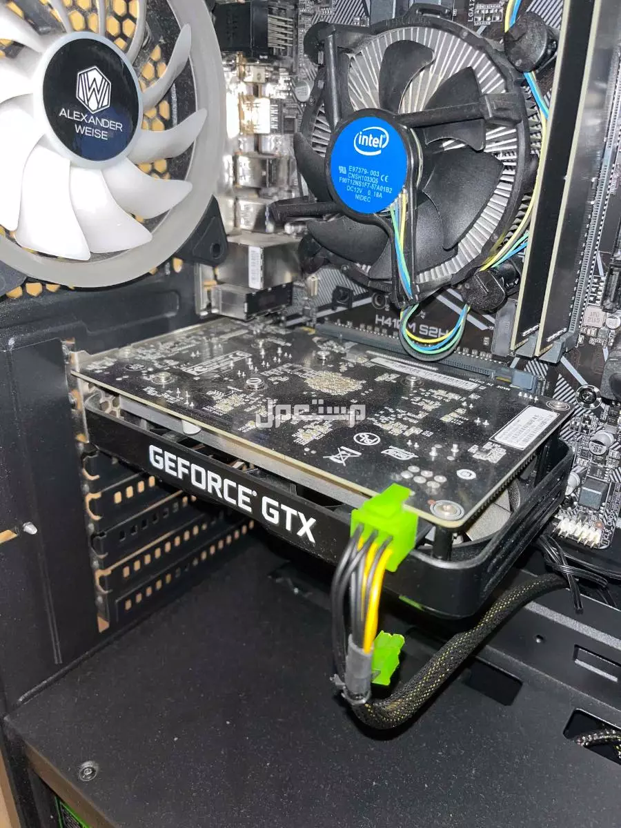 كرت شاشه GTX1650 و باور سبلاي 500w