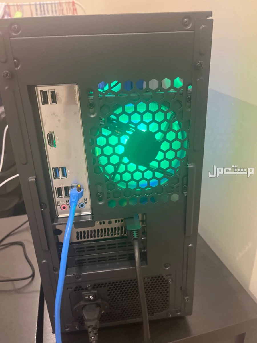 للبيع بيسي قيمنق كرت 1650سوبر با الجبيل