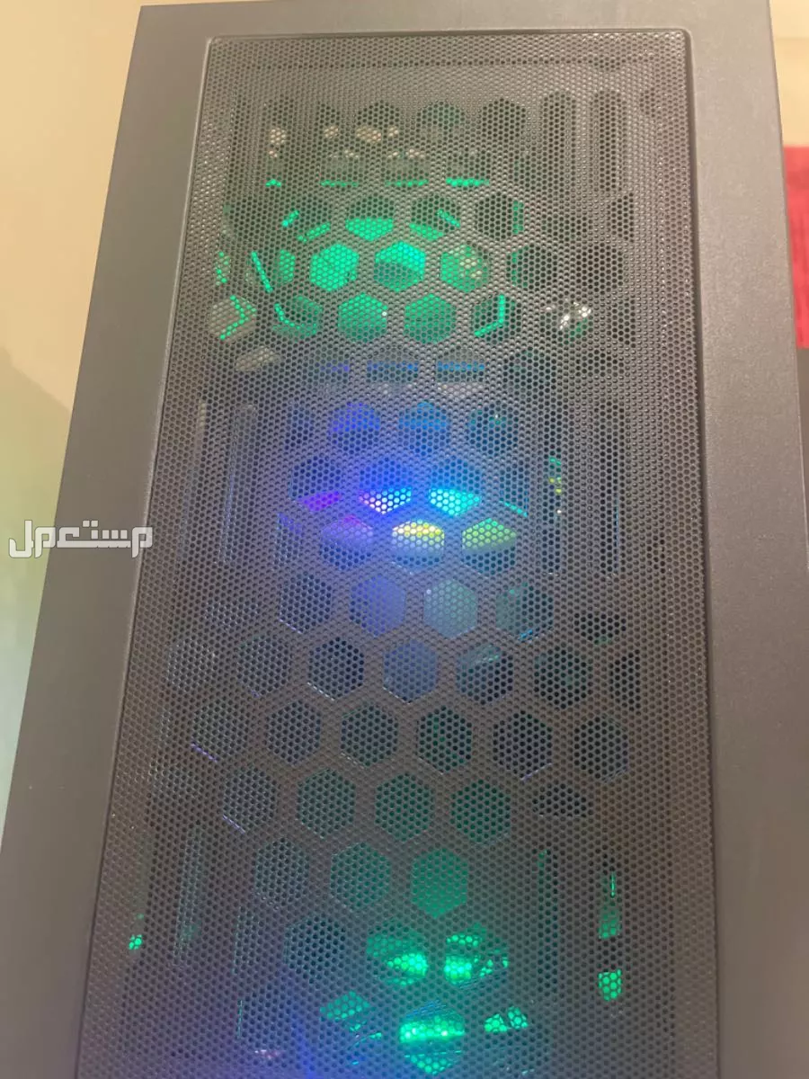 للبيع بيسي قيمنق كرت 1650سوبر با الجبيل