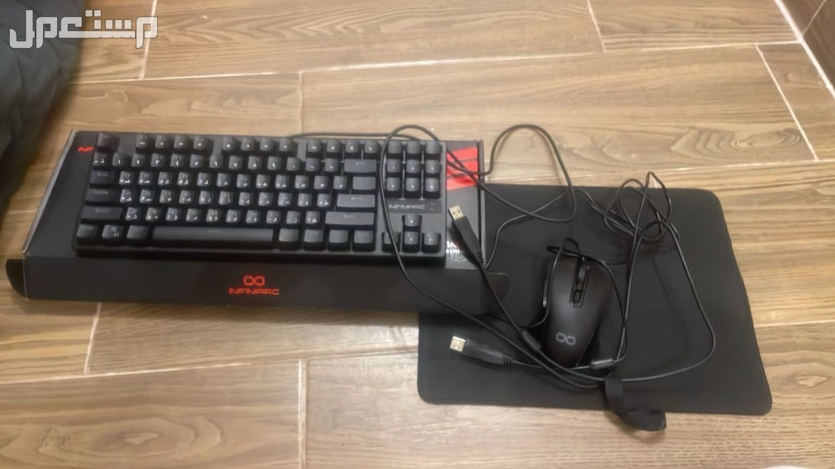 کیبورد و فاره قیمنق ميكانيكي في الرس بسعر 400 ريال سعودي