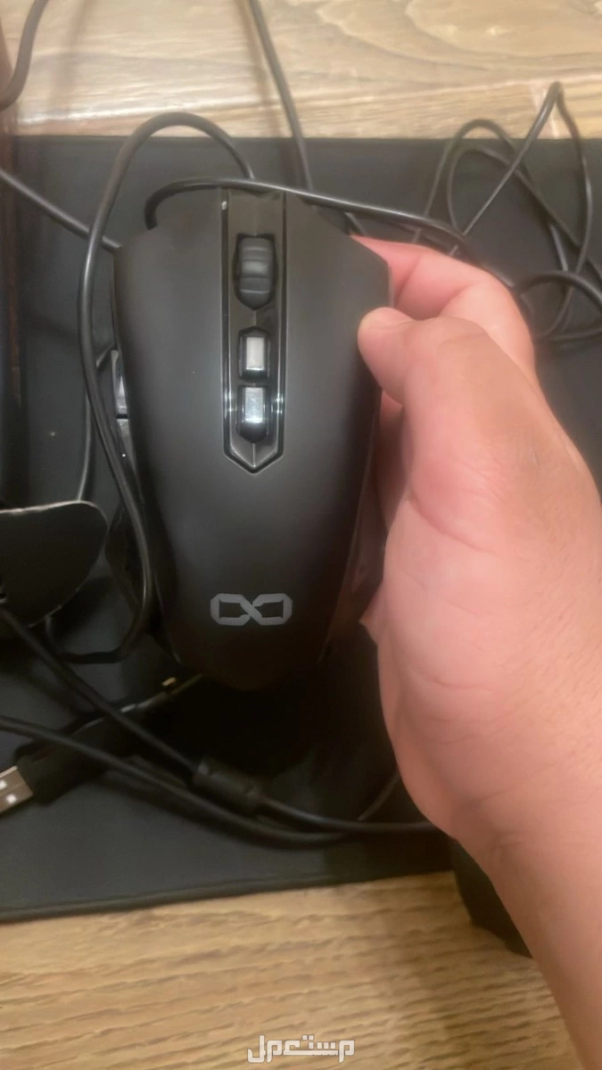 کیبورد و فاره قیمنق ميكانيكي في الرس بسعر 400 ريال سعودي