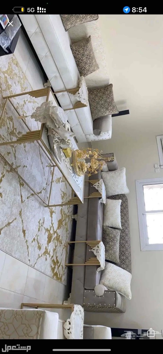 كنب بحالة جيدة ب800 ريال في جدة