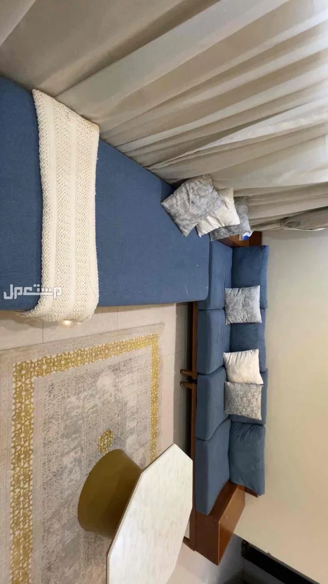 كنب صالة معيشة شكل L في الرياض بسعر 500