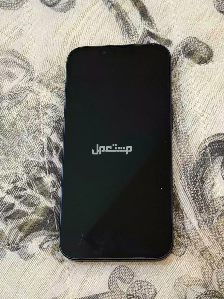 ايفون 13 عادي جديد  ماركة أبل في الدمام بسعر 1500 ريال سعودي