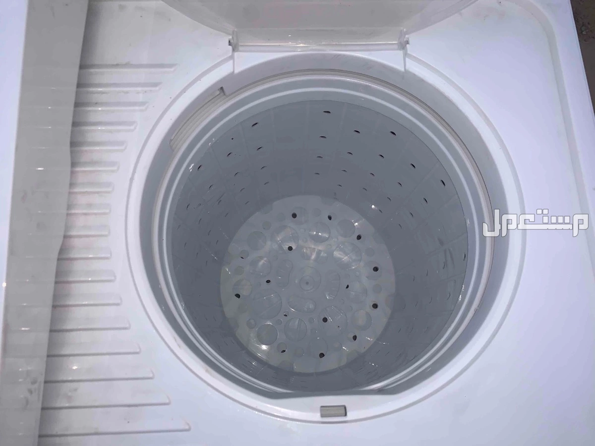 غساله جديده بكرتونها معها ضمان سنتين