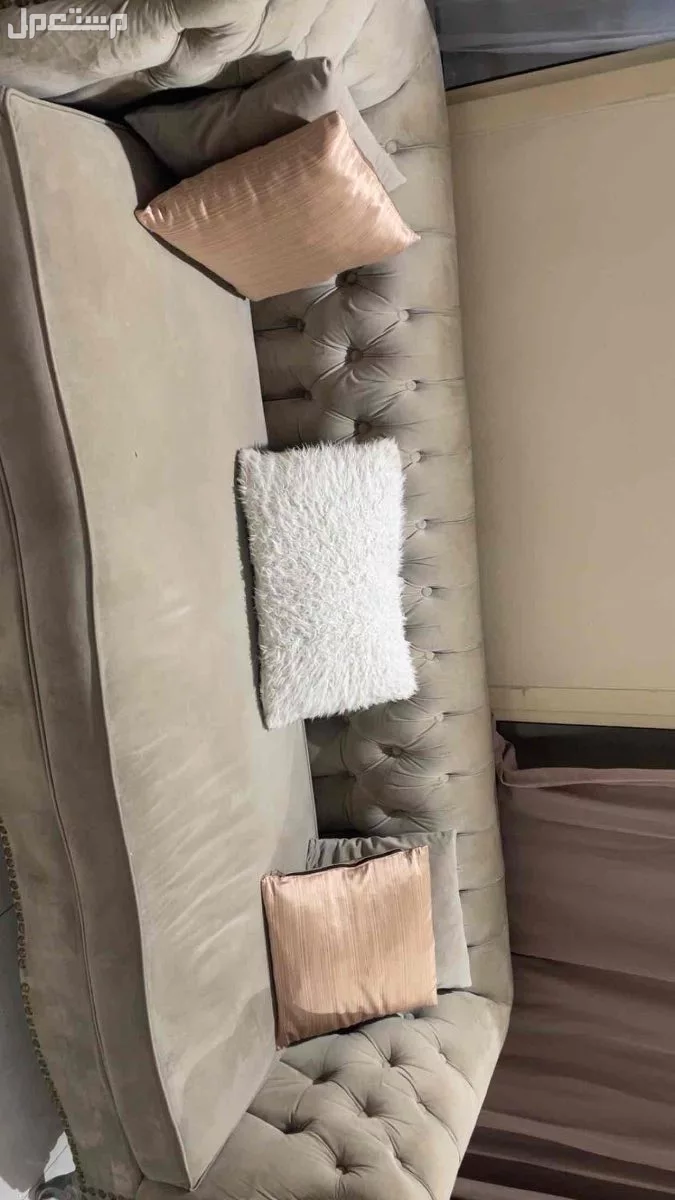 كنب  في الرياض بسعر ألف ريال سعودي