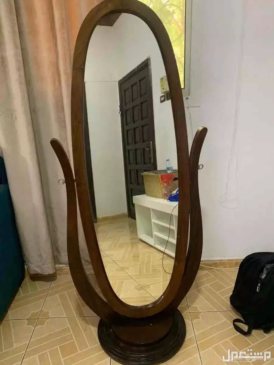 دولاب بحالة جيدة في الروضة في جدة