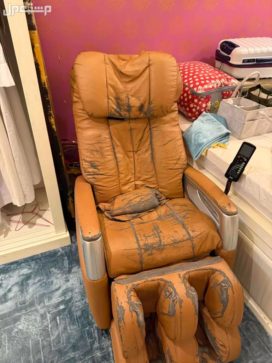 كرسي مساج الماني مستعمل على السوم