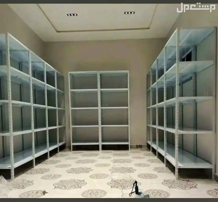 رفوف مخازن بيت مستودع للبيع جديد  في الرياض مجاناً للمحتاج