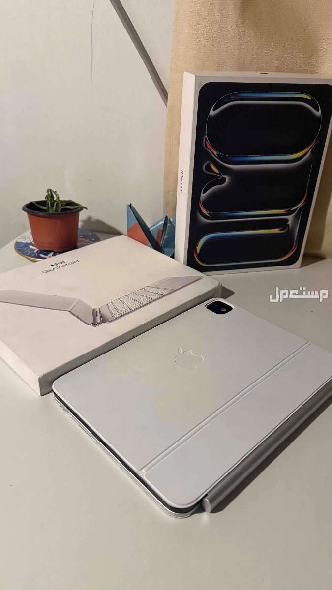 ايباد برو m4 ماركة أبل في الرياض بسعر 4 آلاف ريال سعودي