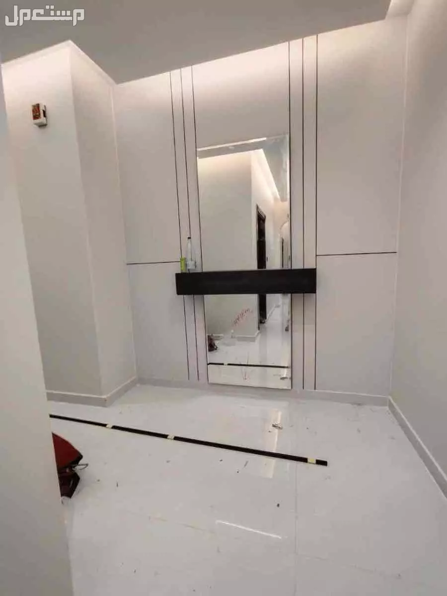 تنفيذ اعمال الشيبورد وبديل الخشب وورق الجدران وجميع الديكورات الداخليه جده حي الصفا في جدة بسعر 180 ريال سعودي