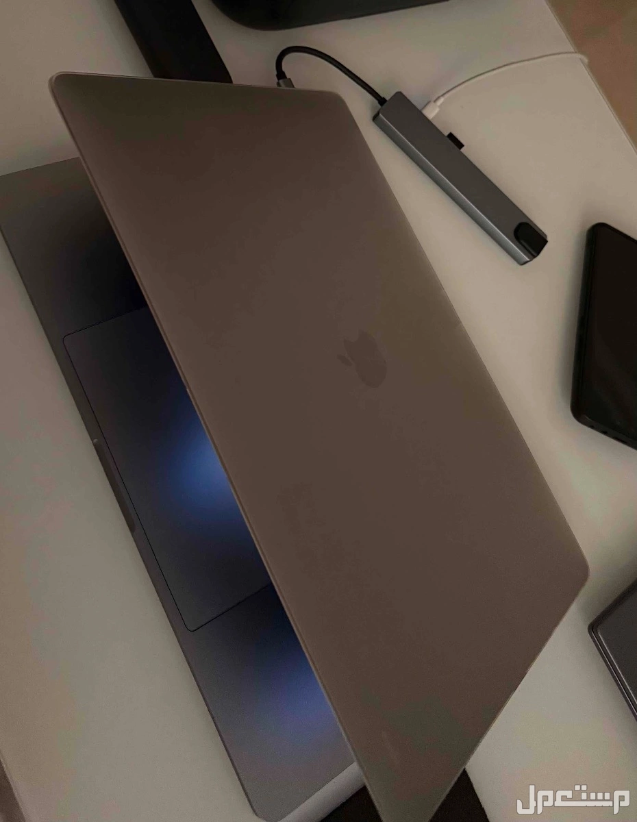 ماك بوك برو 2018 بحالة ممتازة APPLE MACBOOK PRO