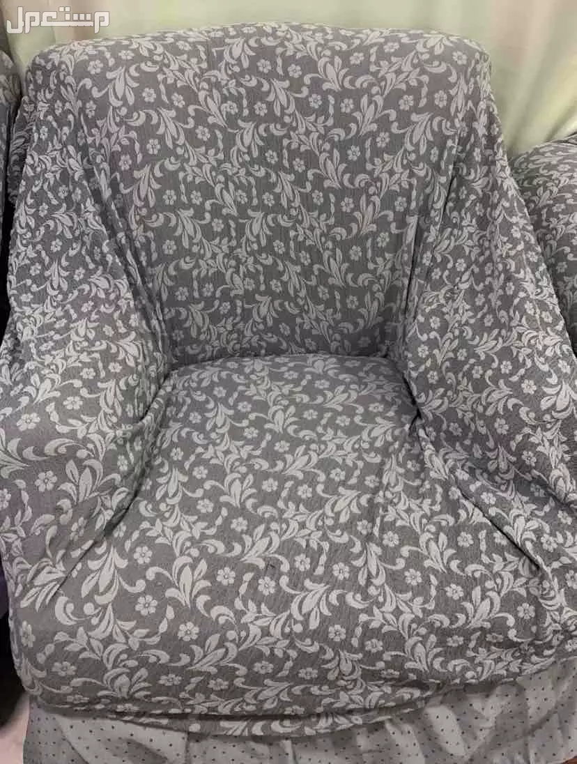 كنب مستعمل بجدة بحي الربوة بسعر 100﷼