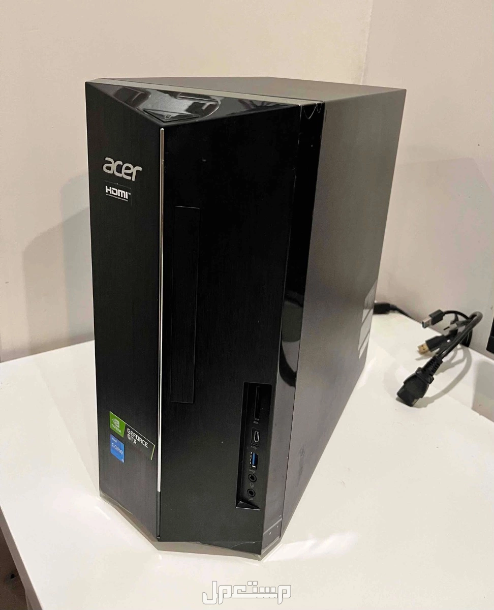 جهاز PC جيمنج نظيف للبيع في الرياض بسعر ألفين ريال سعودي