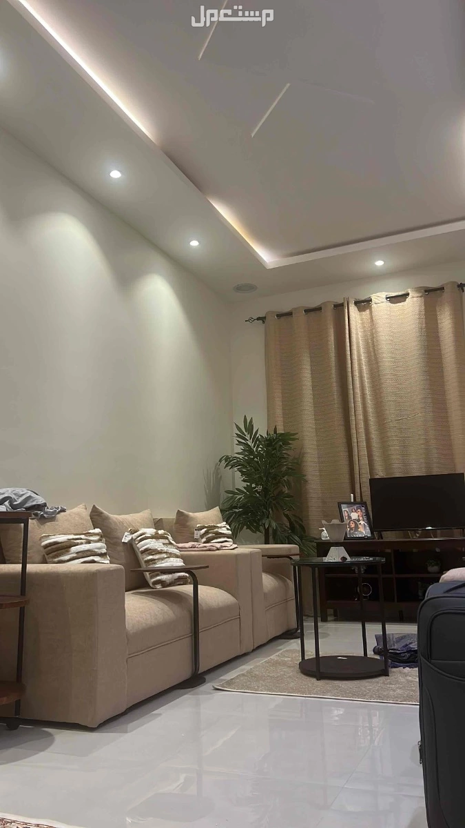 كنب للبيع في الرياض بسعر 600 ريال الرحاء عدم بخس السلعه