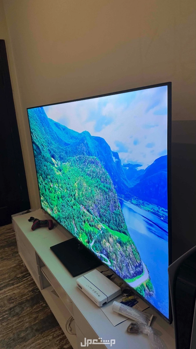 شاشه TCL 65C735 في الجبيل بسعر ألفين ريال سعودي