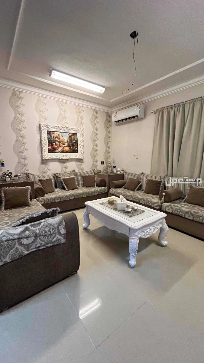 كنب مغربي تفصيل مستعمل نظيف للبيع