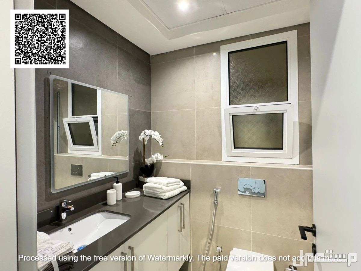 2 غرفة نوم مع غرفة خادمة - اقل مقدم 115 الف - موقع مميز شارع الشيخ زايد - قريب مخرج الشارقة ودبي E311