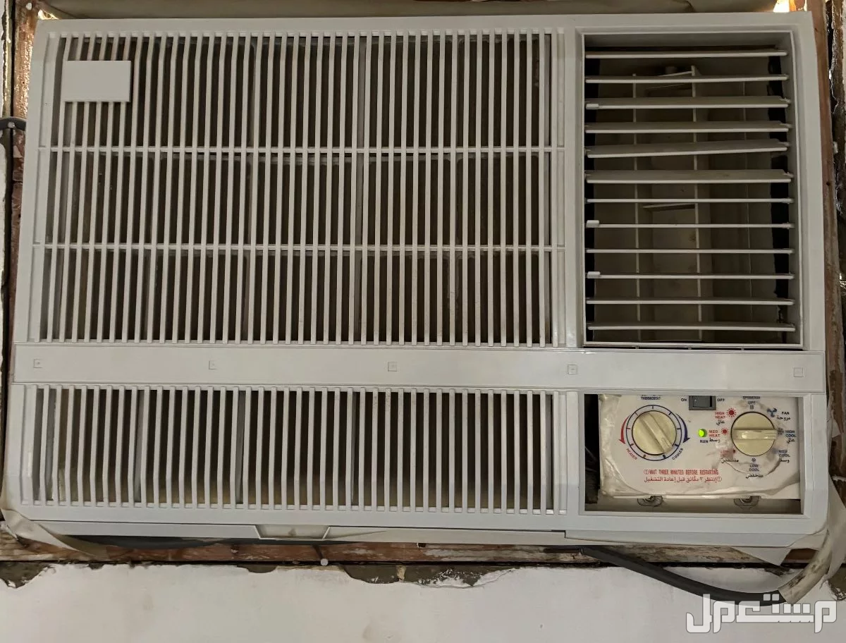 للبيع غرف نوم ومجلس ومكيفات شباك