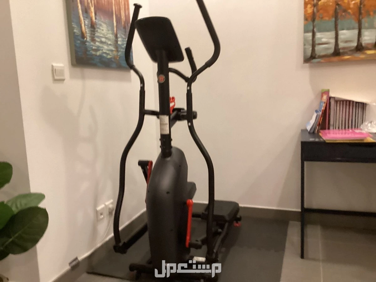 جهاز التدريب البيضاوي (الإليبتيكال) ماركة شوين في جدة بسعر 1900 ريال سعودي