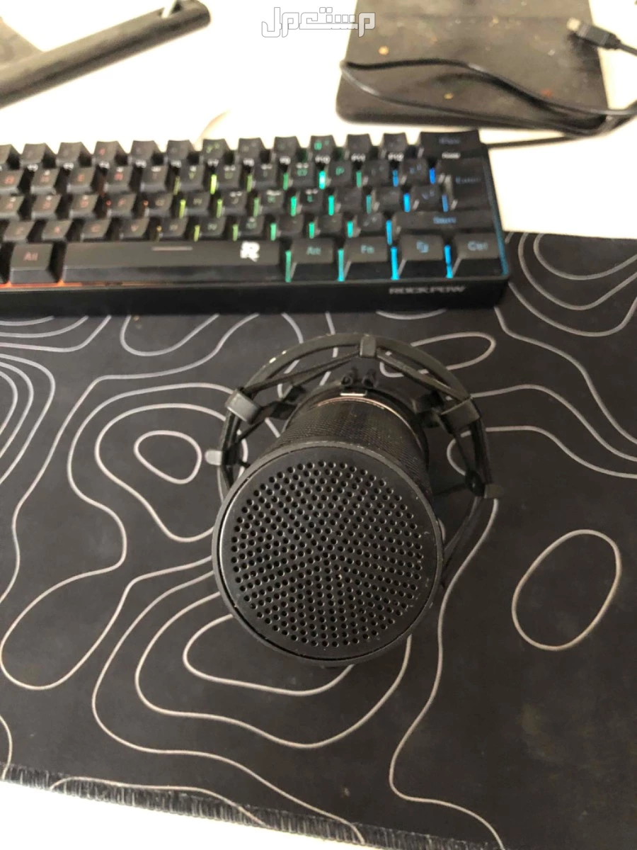 مايك من شريكتREDRAGON نضيف جدن سباب البيع ماستختمه  في الدمام بسعر 50 ريال سعودي