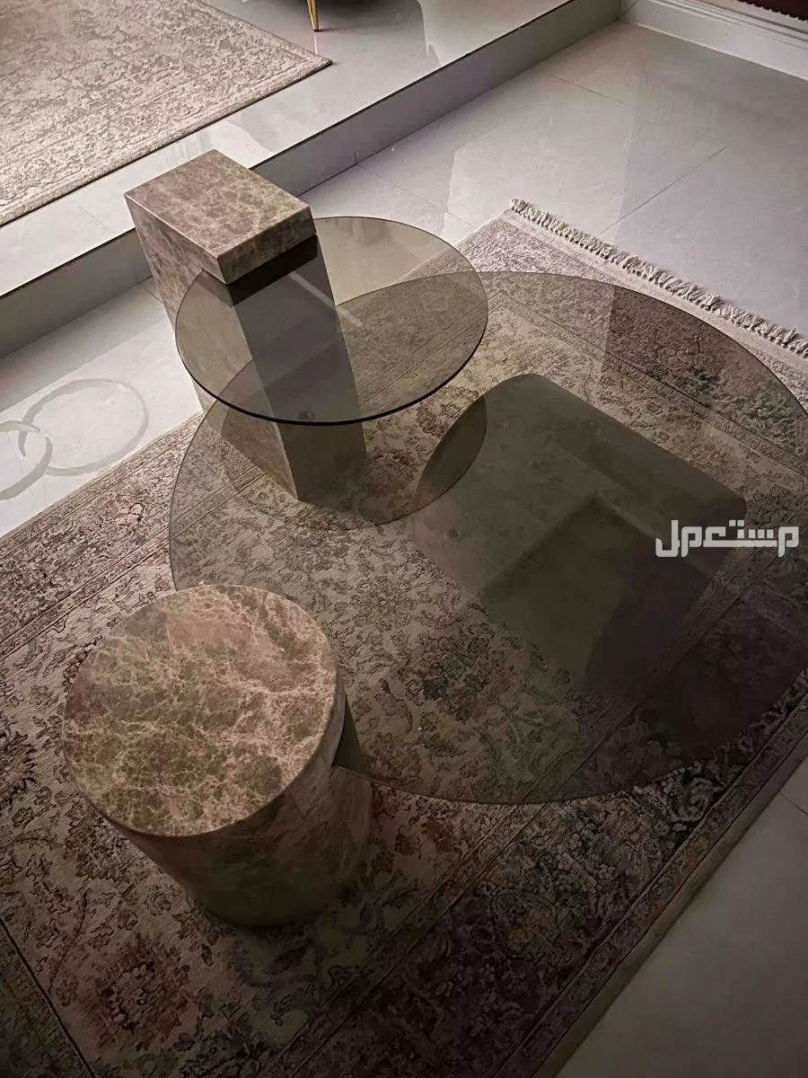 للبيع طاولة صالة معيشه بسعر 900 ريال