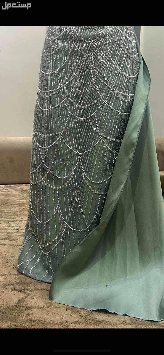 فستان سهرة جديد غير ملبوس والسعر على السوم