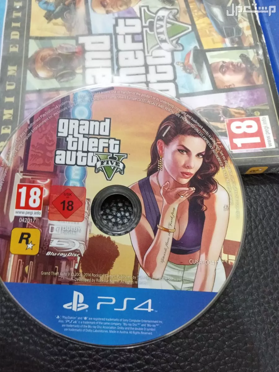 للبيع سوني4 برو في شرورة بسعر 750 ريال سعودي