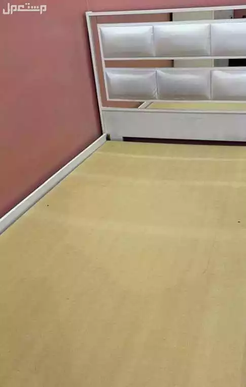 سرير و اسفنج بي 200 ريال فقط في الرياض بسعر 200 ريال سعودي