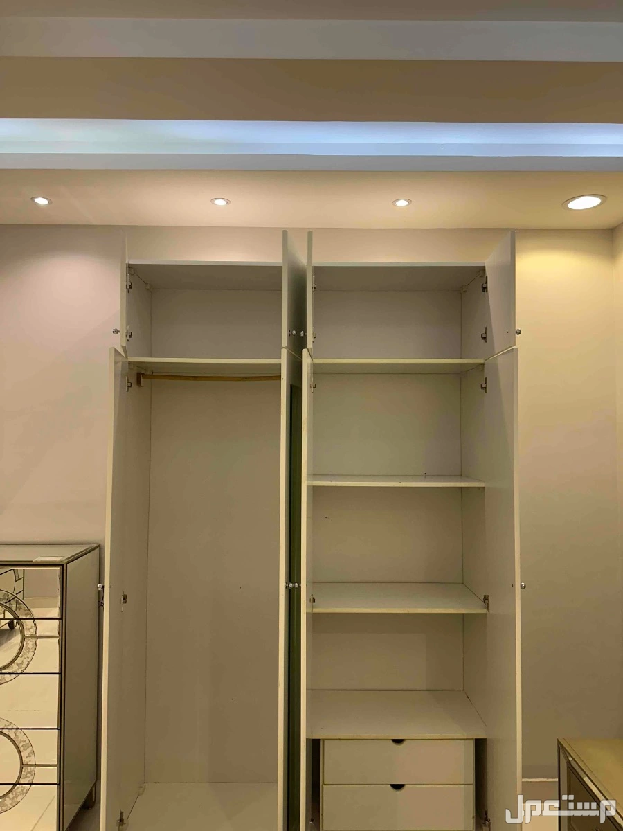 دولاب في المدينة المنورة بسعر 500 ريال سعودي