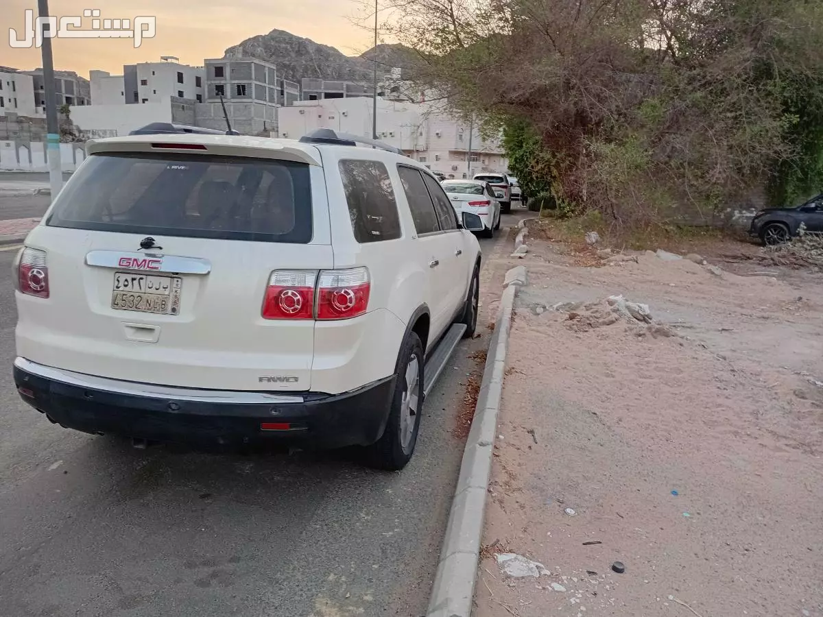 جمس اكاديا 2012 مستعملة للبيع في مكة المكرمة بسعر 19 ألف ريال سعودي