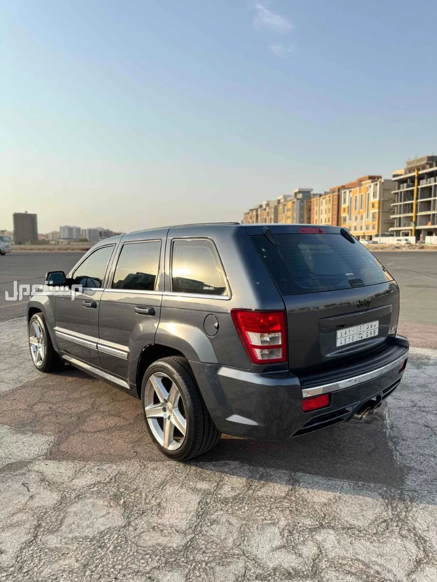 جيب جراند شيروكي 2010 مستعملة للبيع في جدة بسعر 50 ألف ريال سعودي