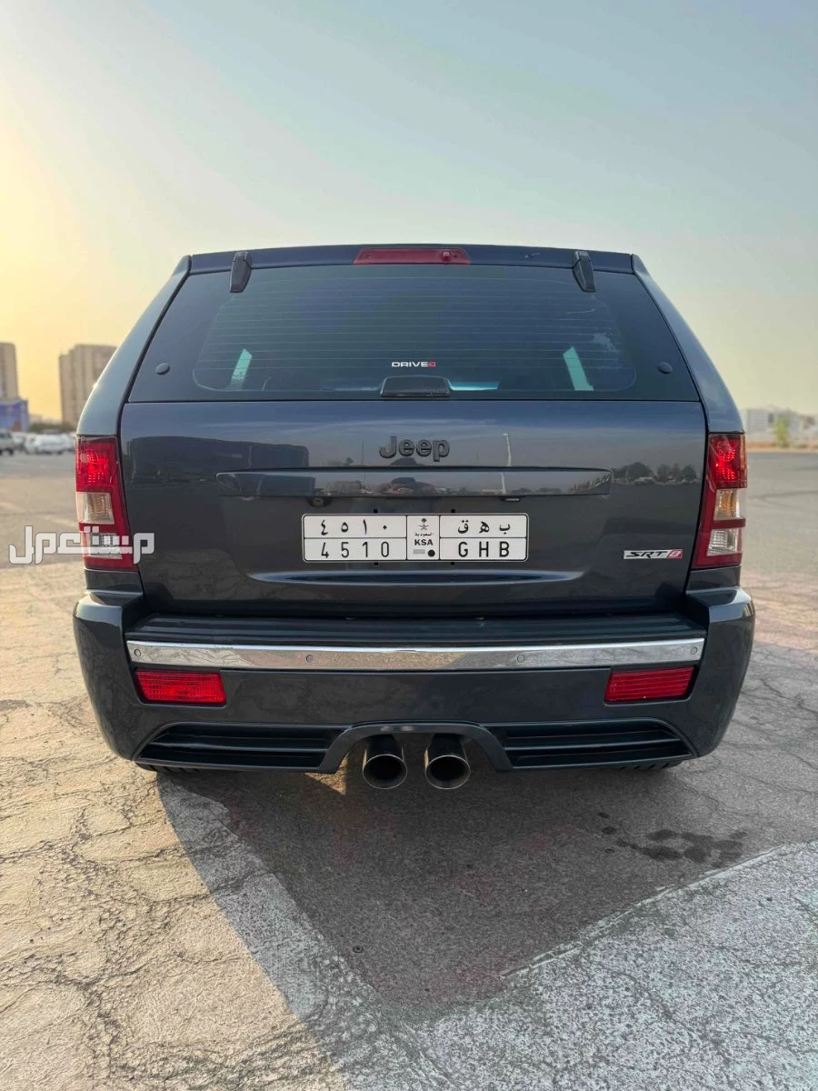 جيب جراند شيروكي 2010 مستعملة للبيع في جدة بسعر 50 ألف ريال سعودي