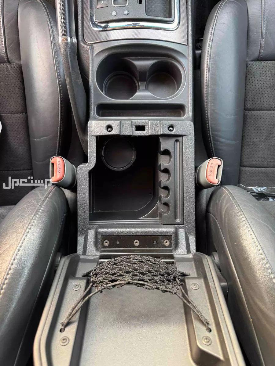 جيب جراند شيروكي 2010 مستعملة للبيع في جدة بسعر 50 ألف ريال سعودي