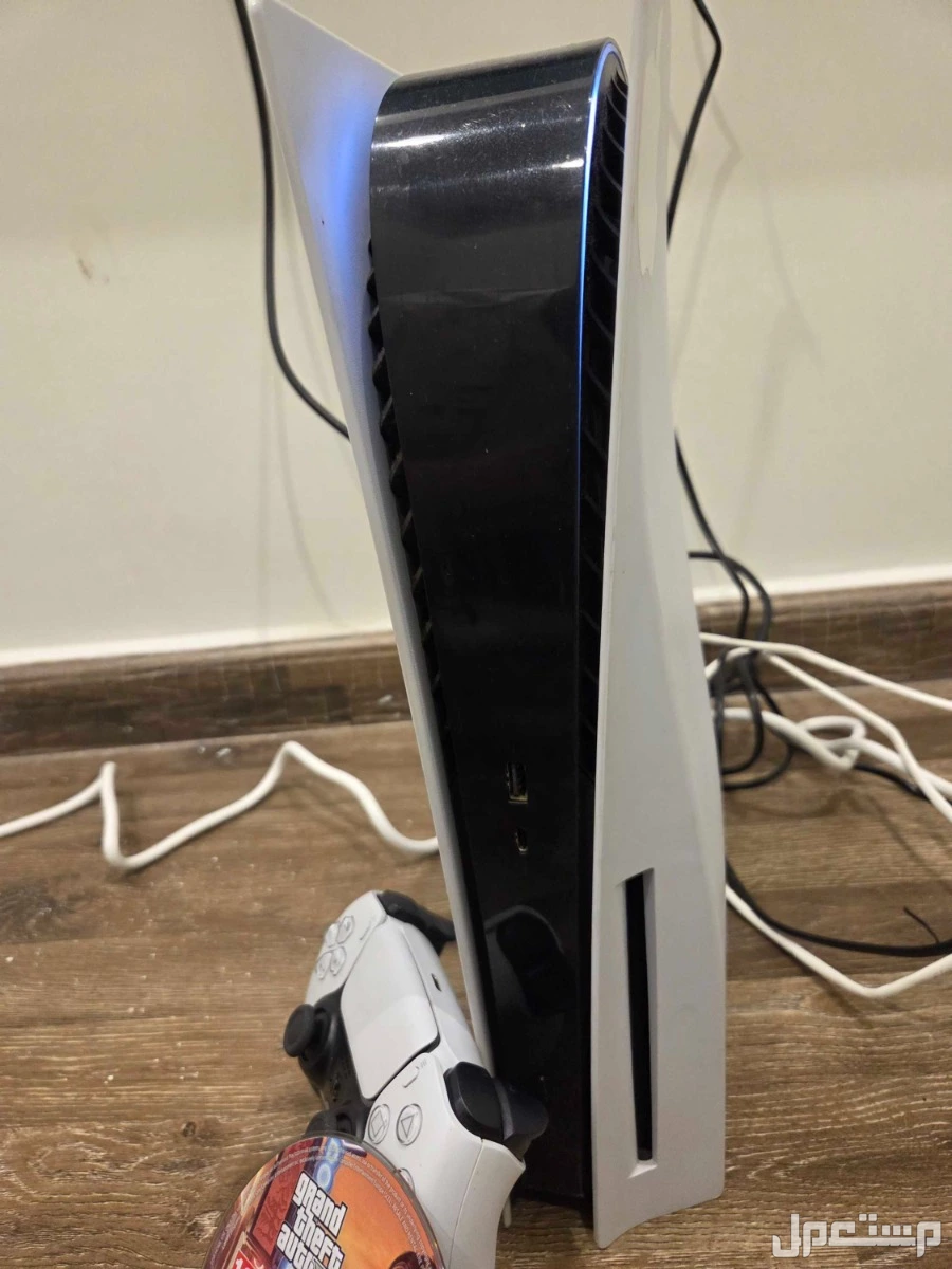 بلايستيشن 5 مدخل cd ب 1600 سوني 5