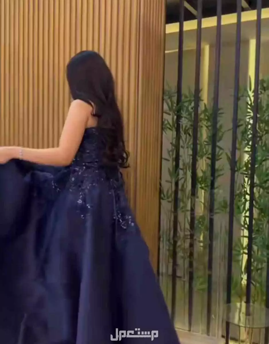 للبيع فستان كحلي سهره للبيع في الطائف بسعر 500 ريال سعودي