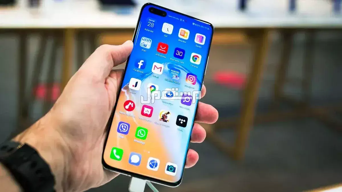مقارنة بين سامسونج وأوبو في الفئة المتوسطة 2026 ما هو أفضل هاتف Oppo في الفئة المتوسطة؟