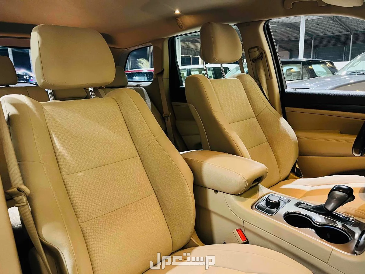 جيب جراند شيروكي 2017 مستعملة للبيع في الرياض بسعر 68 ألف ريال سعودي