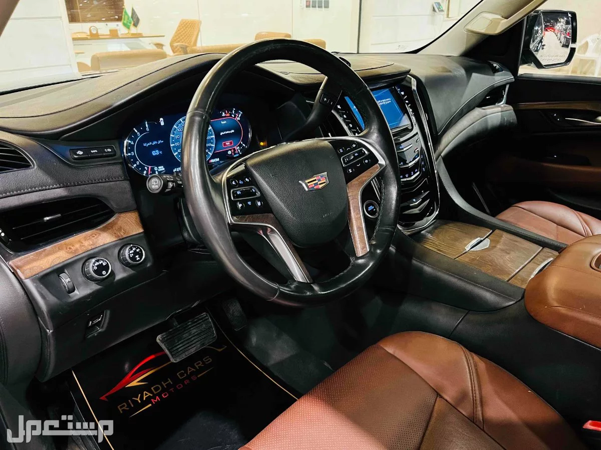 كاديلاك اسكاليد 2016 مستعملة للبيع في الرياض بسعر 92 ألف ريال سعودي