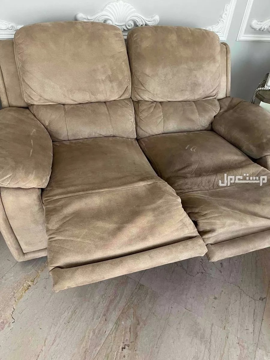 كنب استرخاء قطعتين للبيع في الخبر بسعر 100 ريال سعودي