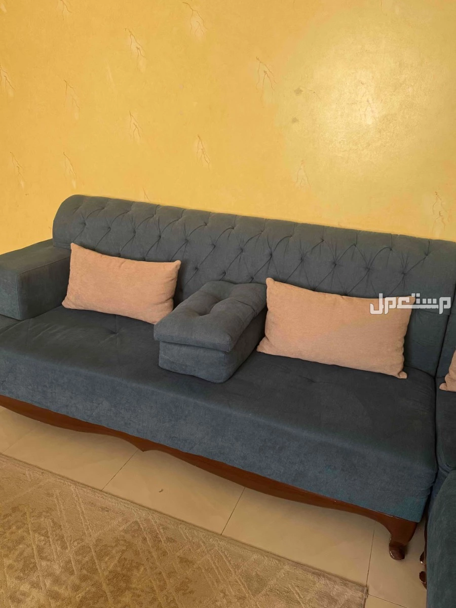 كنب مجلس مستعمل 6x4 للبيع. في الرياض بسعر ألفين ريال سعودي